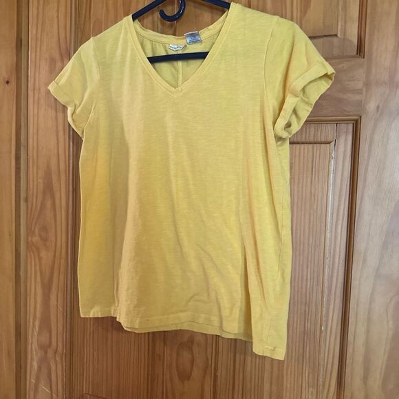 Max Studio Yellow Short Sleeve Tee - Picture 1 of 3